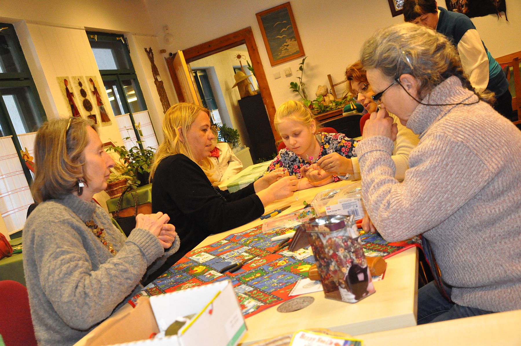 Kultúrházak éjjel-nappal - kézműves hagyományőrzés és farsangi táncház is lesz